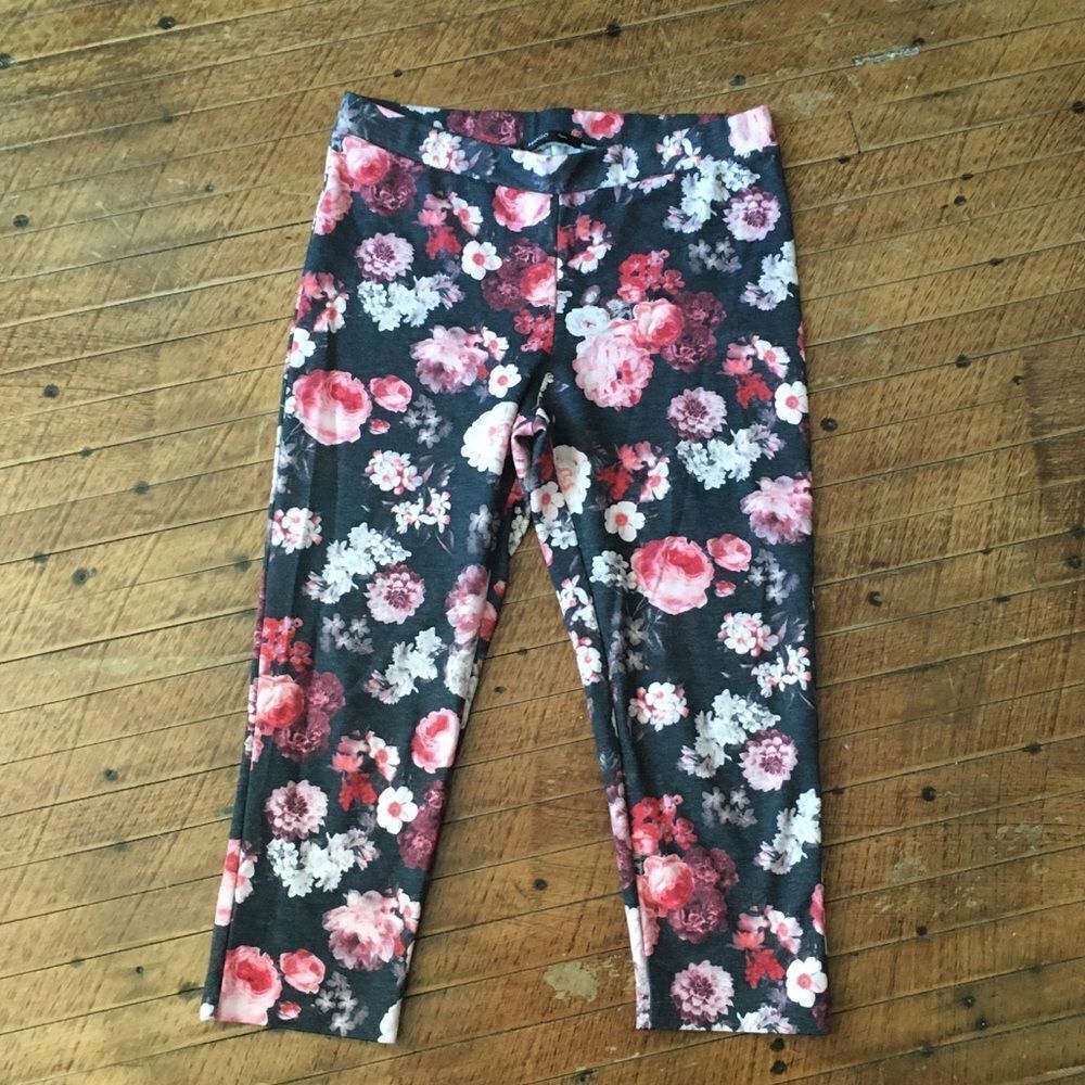 Mango suit pink roses knit Capri pants
